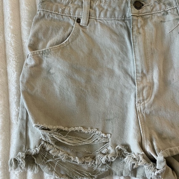 ROLLA’S Tie-Dye Dusters High-Rise Slim Jean Shorts - Picture 3 of 8